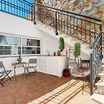 Magnificent 5-star Very Large Luxury Sea View Jacuzzi And Heated Pool