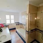 Villa Magnificent 5-star Very Large Luxury Sea View Jacuzzi And Heated Pool