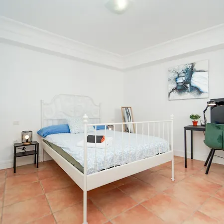 Magnificent 5-star Very Large Luxury Sea View Jacuzzi And Heated Pool *