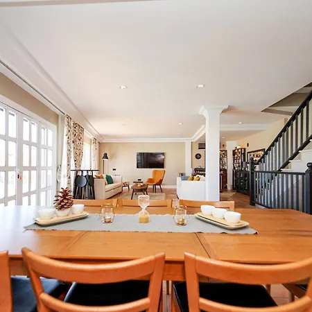 Magnificent 5-star Very Large Luxury Sea View Jacuzzi And Heated Pool *