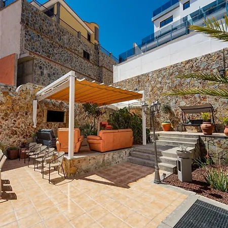 Magnificent 5-star Very Large Luxury Sea View Jacuzzi And Heated Pool Villa *